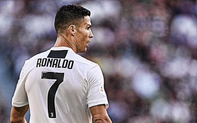 101博体育快讯-乌克兰队这球VAR介入改判